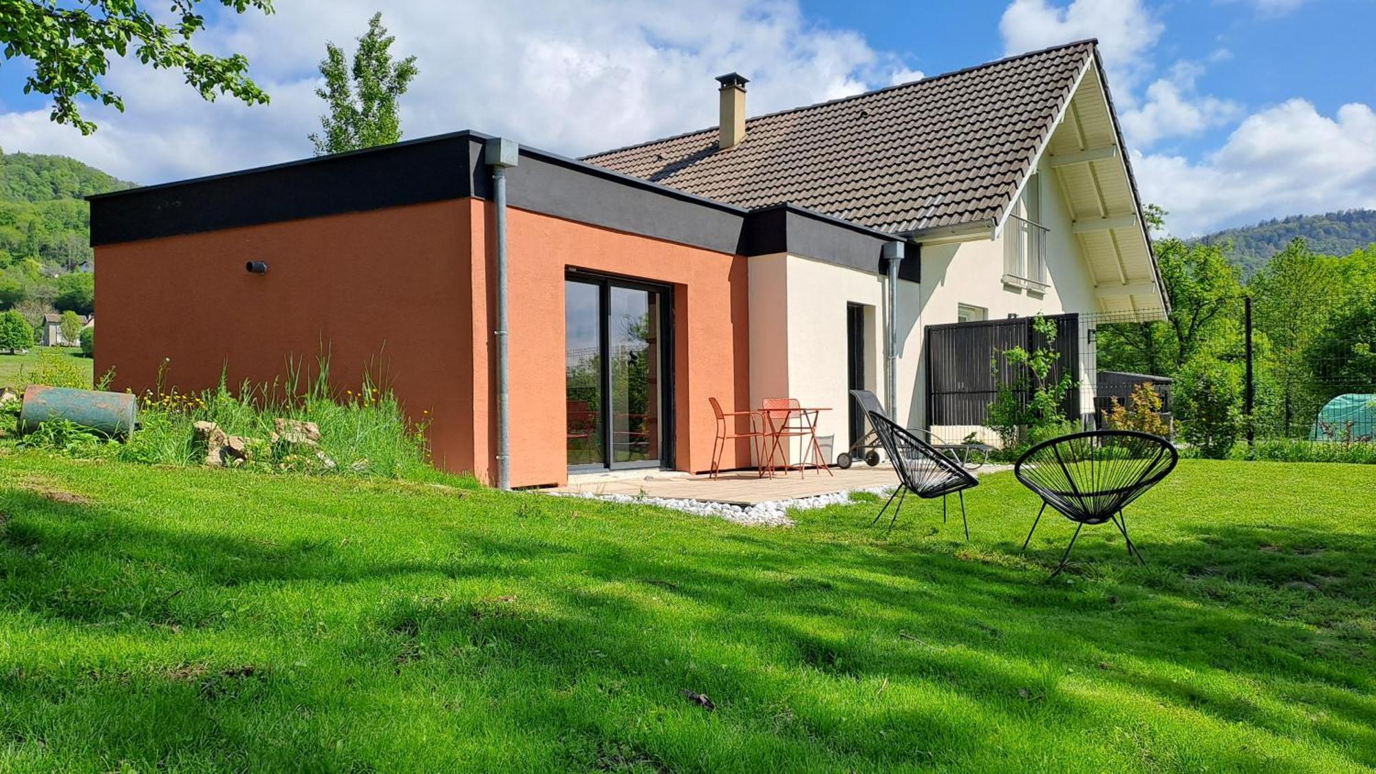 Logement Neuf A 2 Pas Du Lac La Bridoire Экстерьер фото