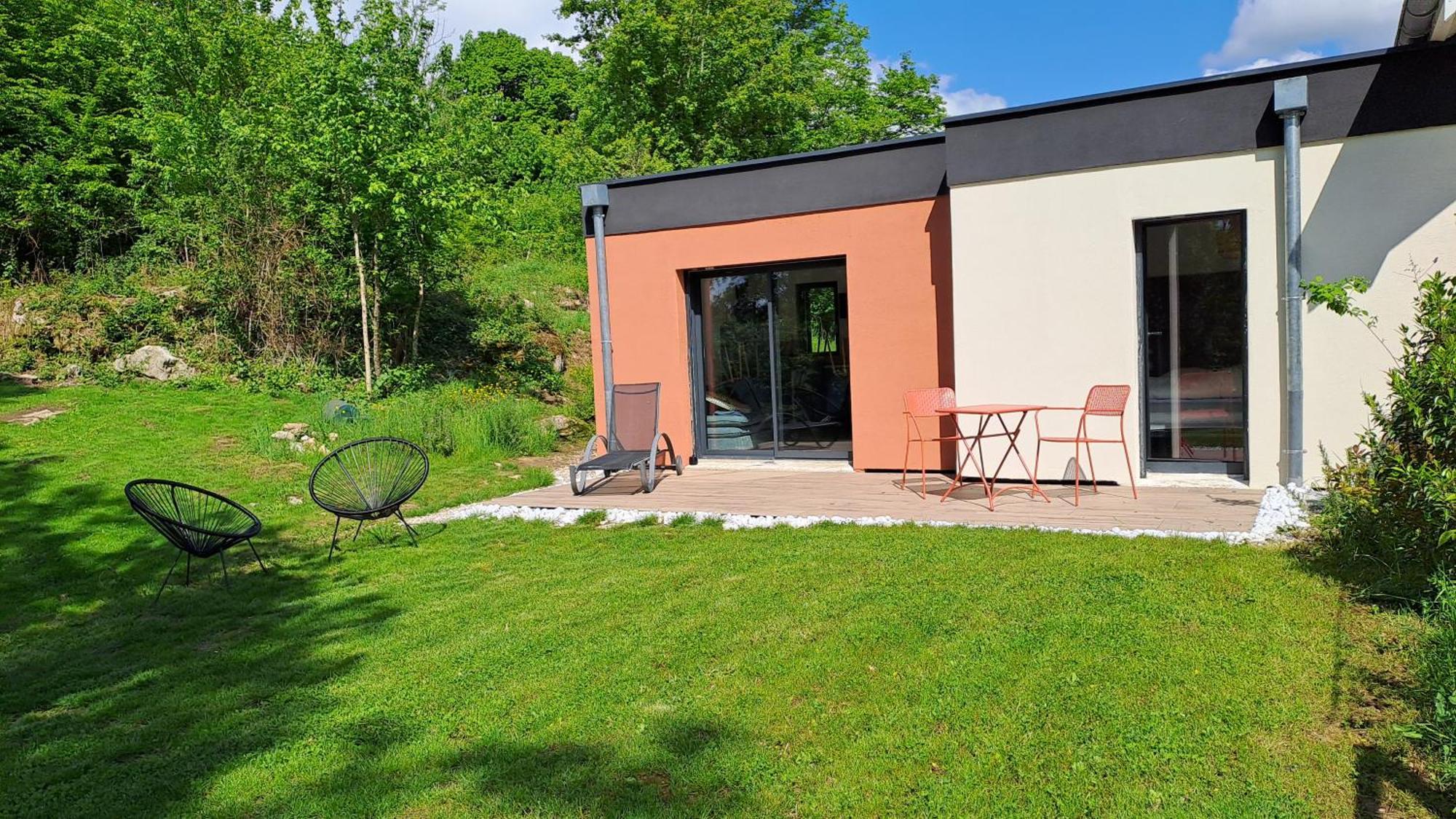 Logement Neuf A 2 Pas Du Lac La Bridoire Экстерьер фото